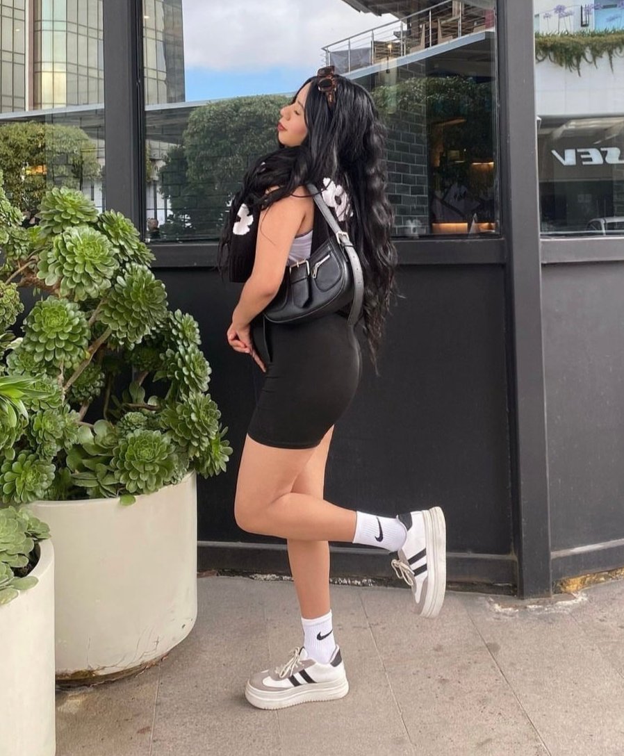 Add a title or tagline