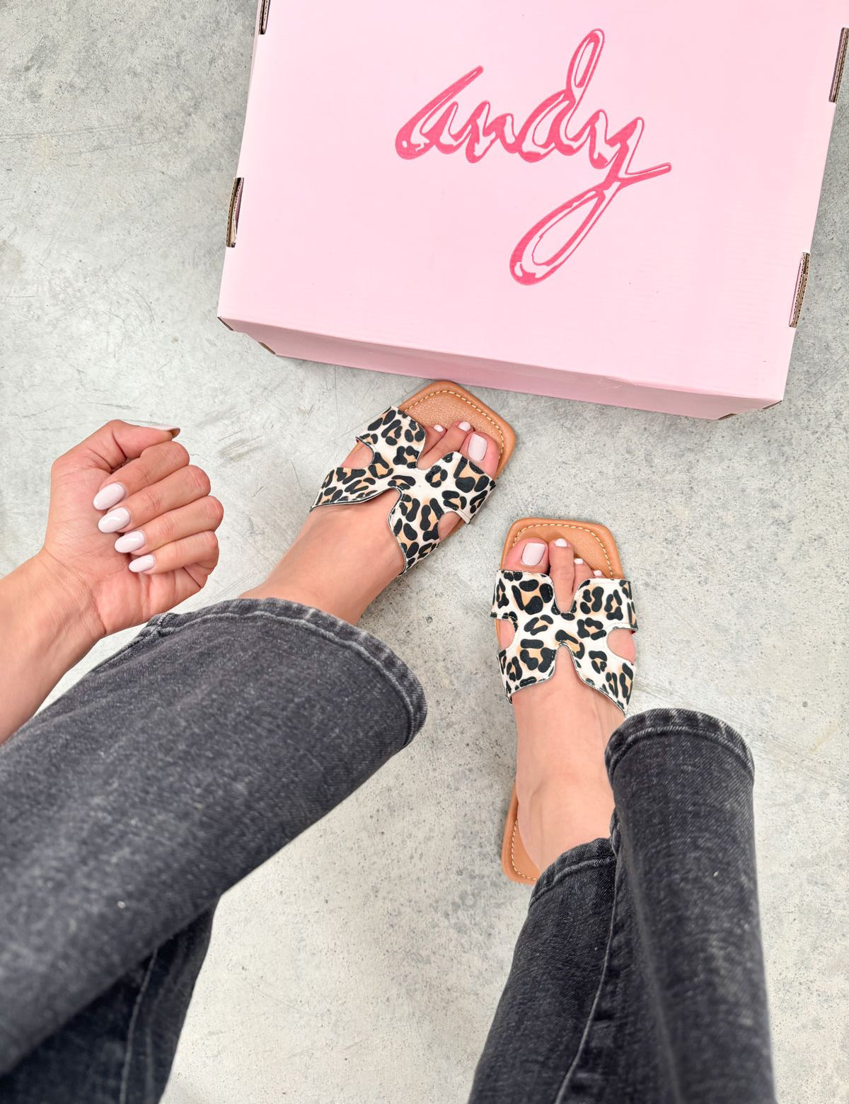3098LEOPARDOBEIGE_2.jpg