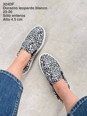 324DF Durazno Leopardo Blanco