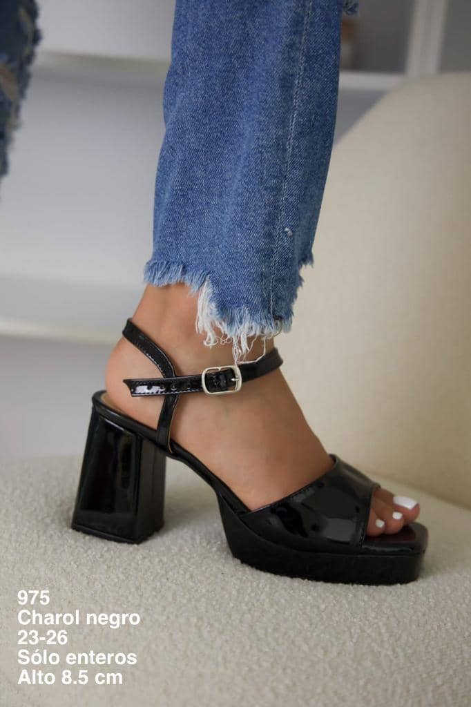975 Black Patent Leather